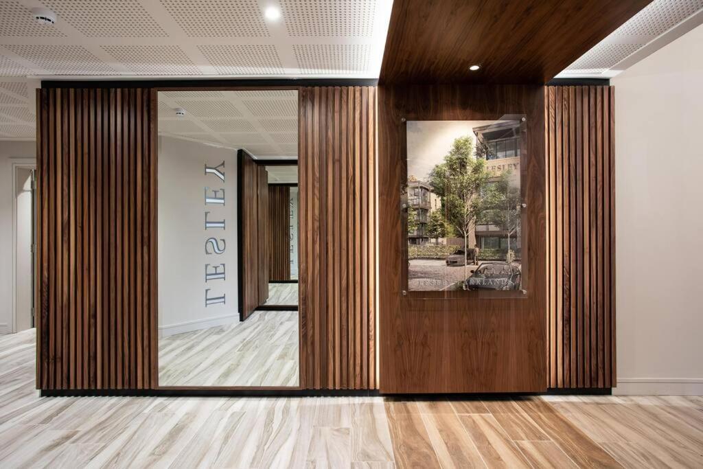 Modern 2Br With Balcony Next To The City Airport Bhd - Free Parking Μπέλφαστ Εξωτερικό φωτογραφία
